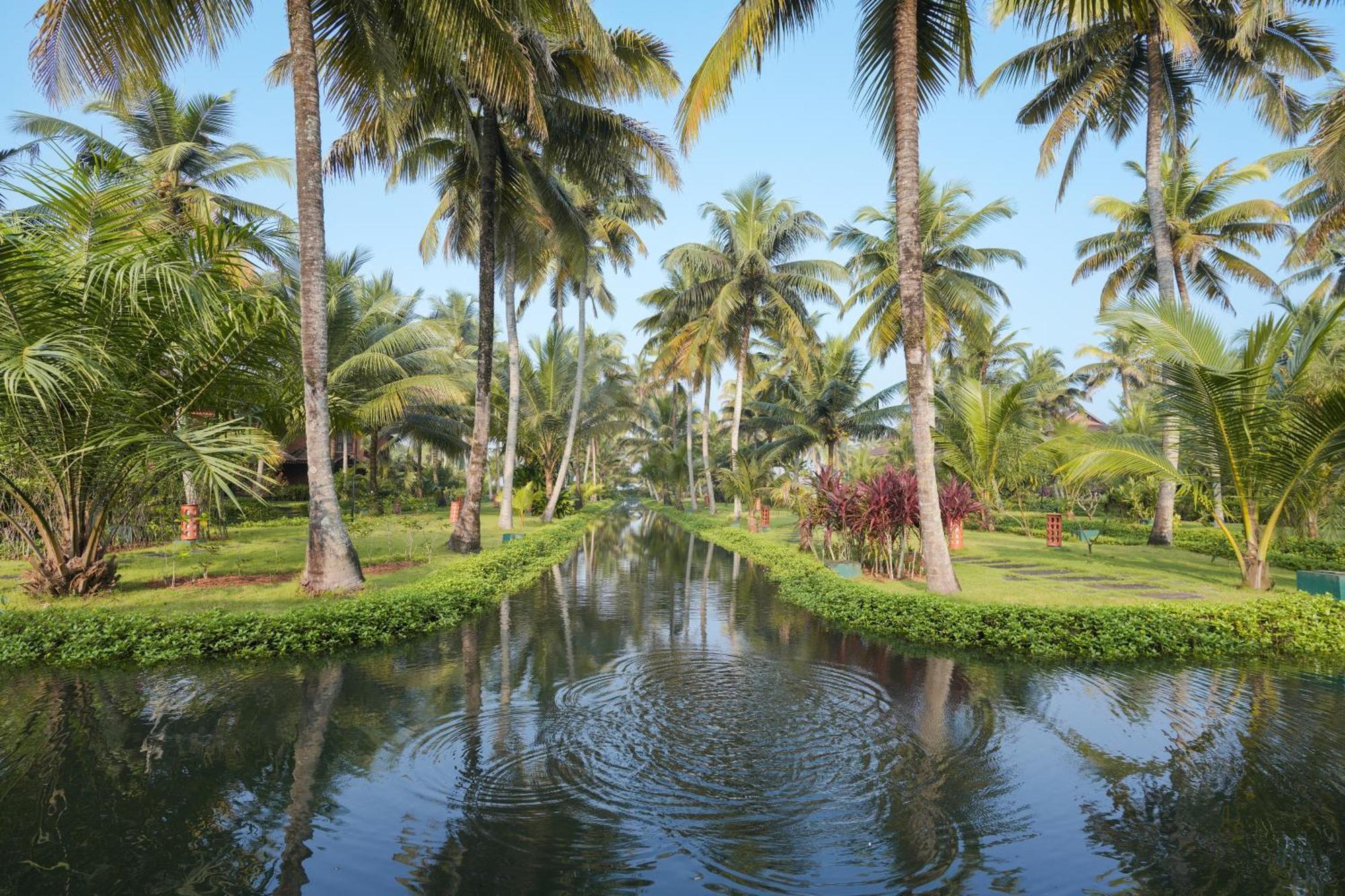 Lakesong Resort Kumarakom Exterior photo